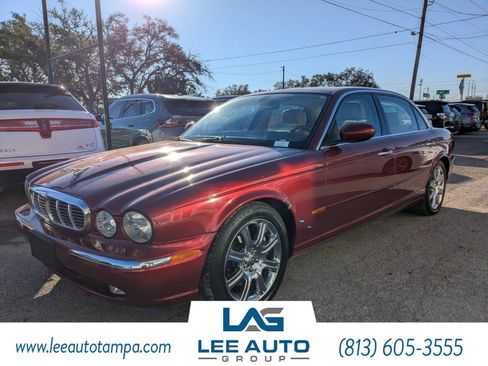 Used 2005 Jaguar XJ8 image 7