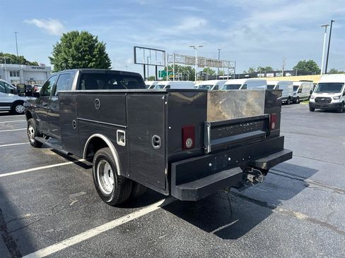 Used 2022 RAM 3500 Tradesman w/ Convenience Group AWD/4WD image 5