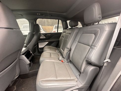 Used 2020 Lincoln Aviator Reserve w/ Equipment Group 202A image 21