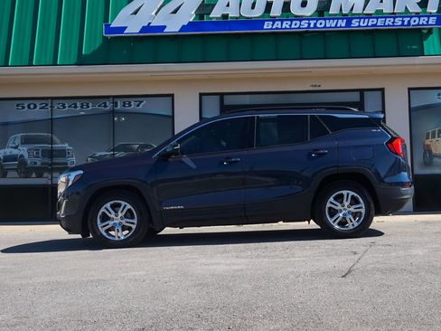 Used 2019 GMC Terrain SLE w/ Driver Convenience Package FWD image 5