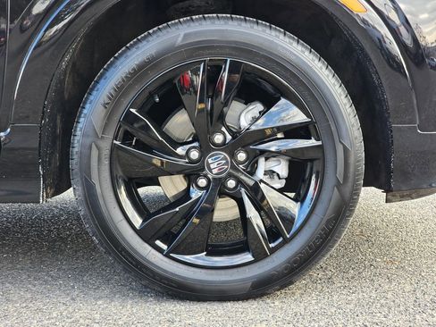 Used 2025 Buick Encore GX Sport Touring w/ Advanced Technology Package image 9