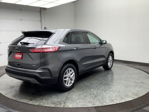 Used 2023 Ford Edge SEL image 38