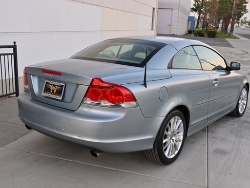Used 2008 Volvo C70 T5 image 10