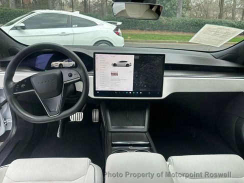 Used 2022 Tesla Model S Plaid image 20