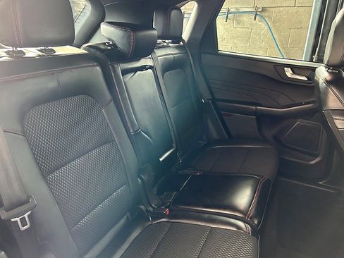 Used 2025 Ford Escape ST-Line image 29