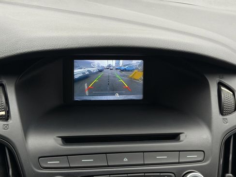 Used 2015 Ford Focus SE image 19