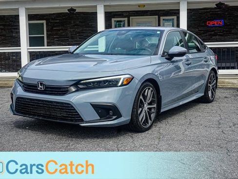 Used 2022 Honda Civic Touring image 12