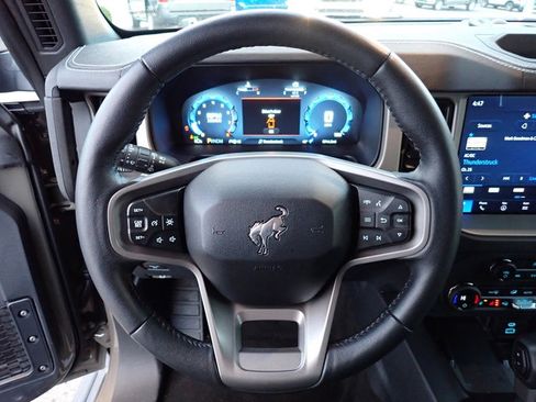 Certified 2025 Ford Bronco Outer Banks image 19