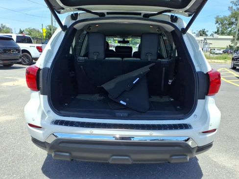Used 2020 Nissan Pathfinder SL FWD image 21