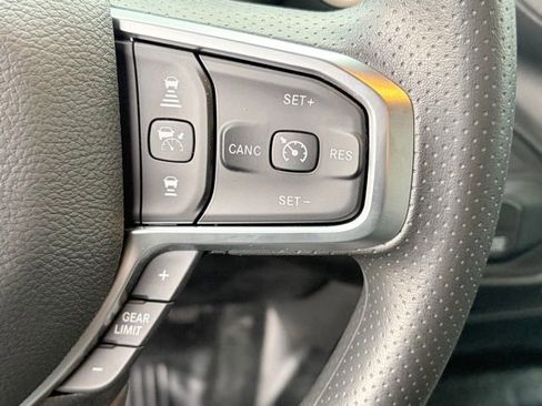 New 2026 RAM 2500 Tradesman w/ Commercial Features Package AWD/4WD image 17