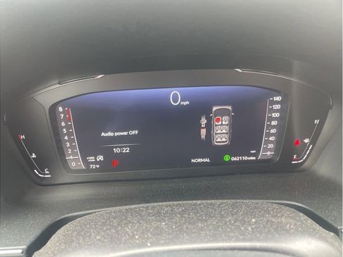 Used 2023 Honda Pilot Elite image 8