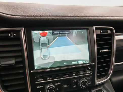 Used 2012 Porsche Panamera 4 image 17