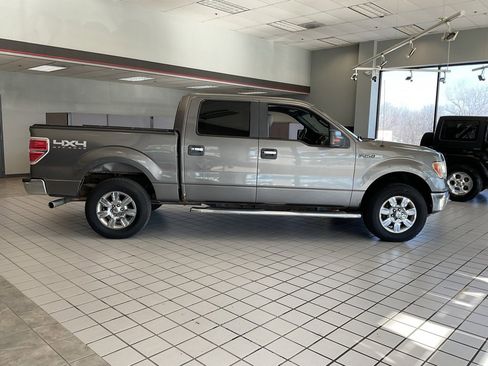 Used 2011 Ford F150 XLT w/ XLT Chrome Pkg image 7