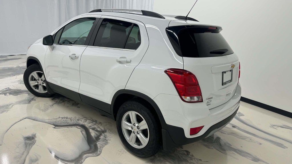 Used 2020 Chevrolet Trax LT w/ LT Convenience Package FWD image 5