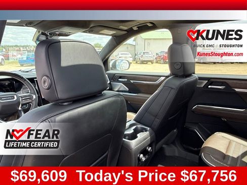 New 2026 GMC Acadia Denali Ultimate w/ LPO, Floor Liner Package AWD/4WD image 48