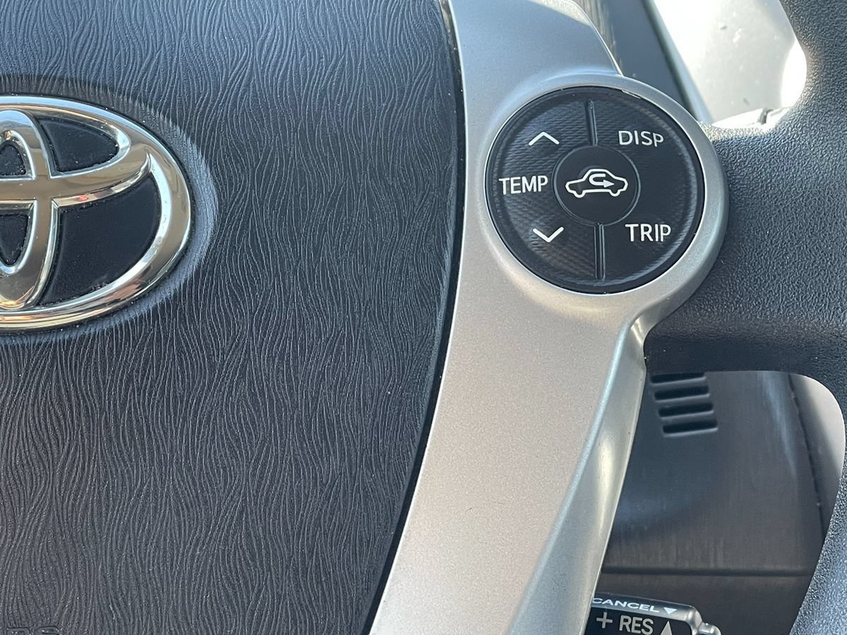 Used 2014 Toyota Prius V Three FWD image 15