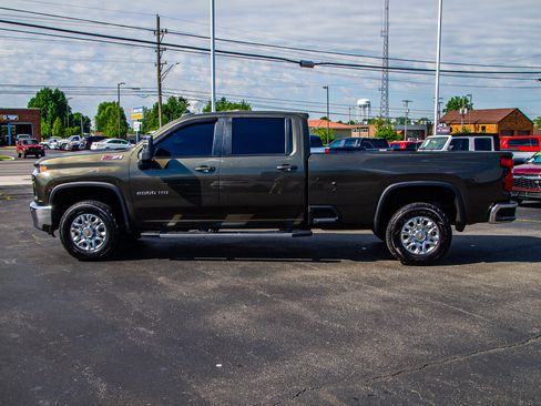 Used 2023 Chevrolet Silverado 2500 LT w/ All Star Edition AWD/4WD image 4