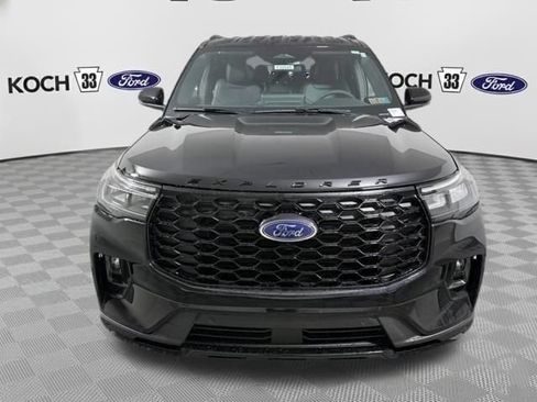 New 2026 Ford Explorer ST-Line w/ ST-Line Street Pack AWD/4WD image 2