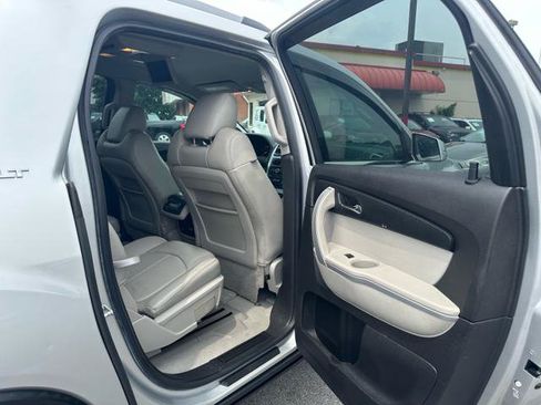 Used 2012 GMC Acadia SLT AWD/4WD image 19