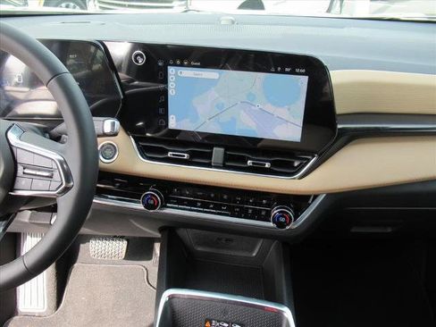 New 2026 Chevrolet Equinox ACTIV w/ Convenience Package III image 21