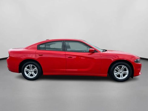 Used 2022 Dodge Charger SXT RWD image 7