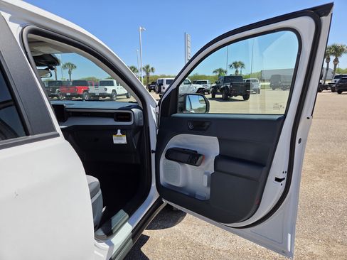 Used 2024 Ford Maverick XLT w/ Equipment Group 300A Standard image 18