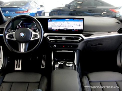 Used 2023 BMW 330i Sedan w/ M Sport Package RWD image 16