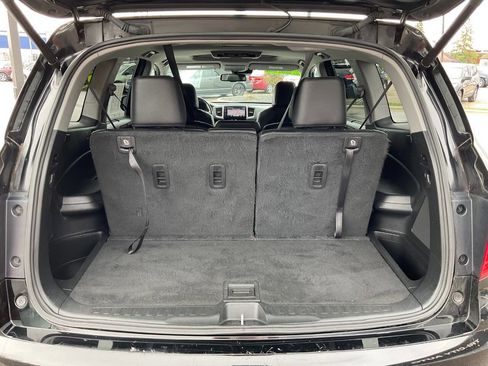 Used 2016 Honda Pilot Touring image 37