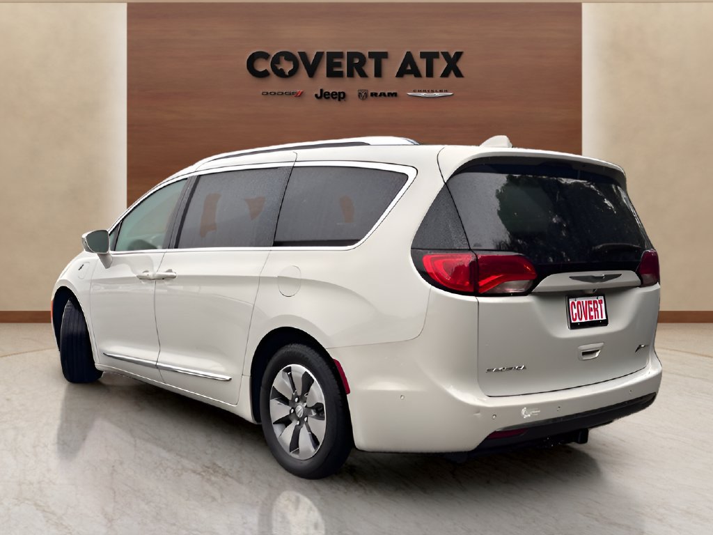 Used 2020 Chrysler Pacifica Limited w/ Advanced Safetytec Group FWD image 3