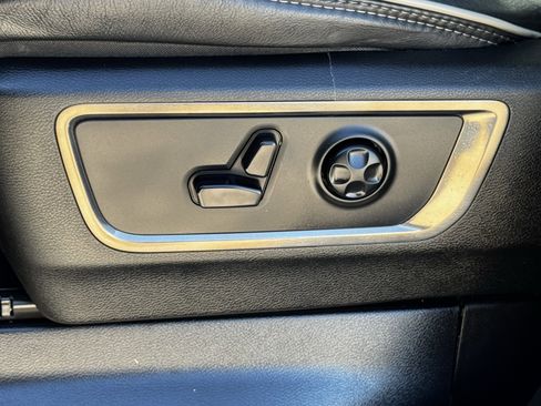 Used 2020 RAM 1500 Limited w/ Black Appearance Package image 41