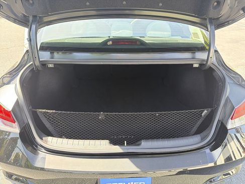 Used 2022 Hyundai Elantra Limited FWD image 22