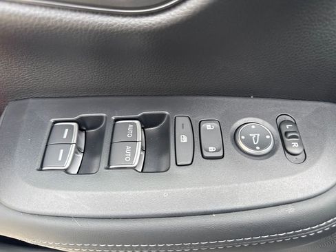 New 2026 Honda HR-V EX-L image 13