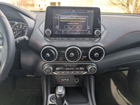 Used 2023 Nissan Sentra SR w/ SR Premium Package image 18