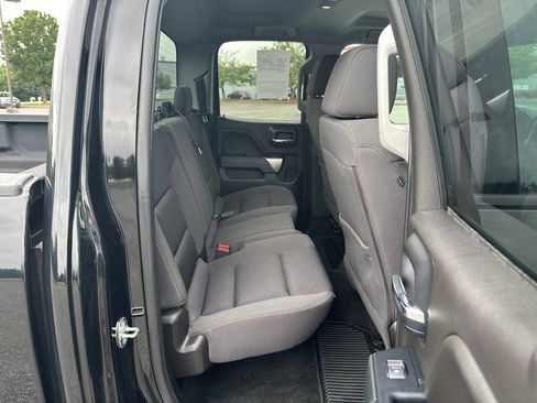 Used 2018 Chevrolet Silverado 1500 LT w/ All Star Edition image 13