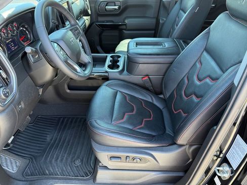 Used 2022 Chevrolet Silverado 1500 RST w/ Safety Package AWD/4WD image 10
