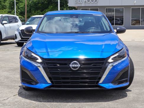 Used 2025 Nissan Altima 2.5 SV FWD image 23