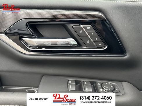 New 2026 GMC Yukon XL Elevation AWD/4WD image 13
