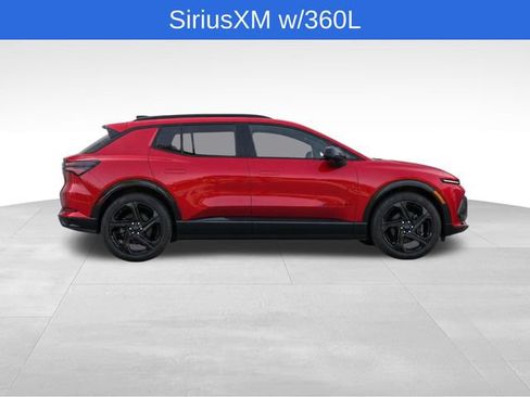 Used 2024 Chevrolet Equinox EV RS FWD image 6