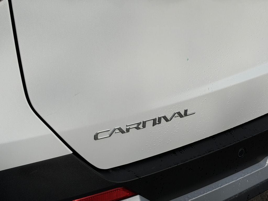 Used 2026 Kia Carnival FWD image 34