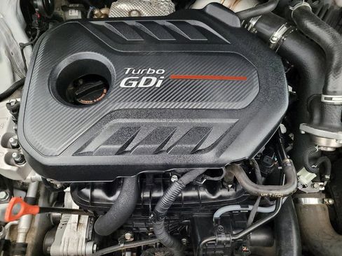 Used 2017 Hyundai Santa Fe Sport 2.0T image 30