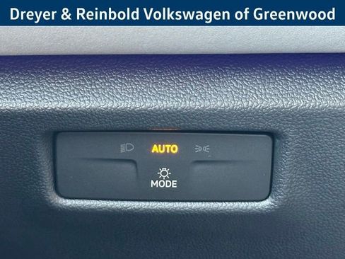 New 2026 Volkswagen Tiguan SE R-Line image 16