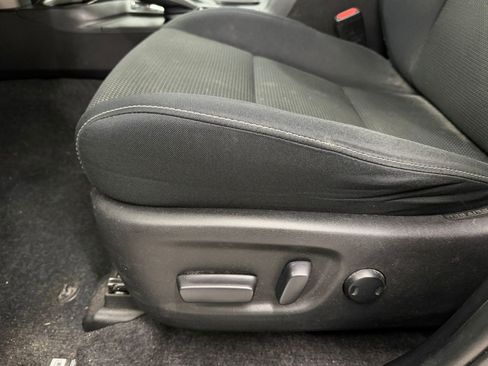 Used 2018 Toyota RAV4 Adventure image 11