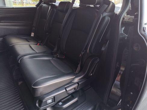 Used 2023 Honda Odyssey Elite image 37