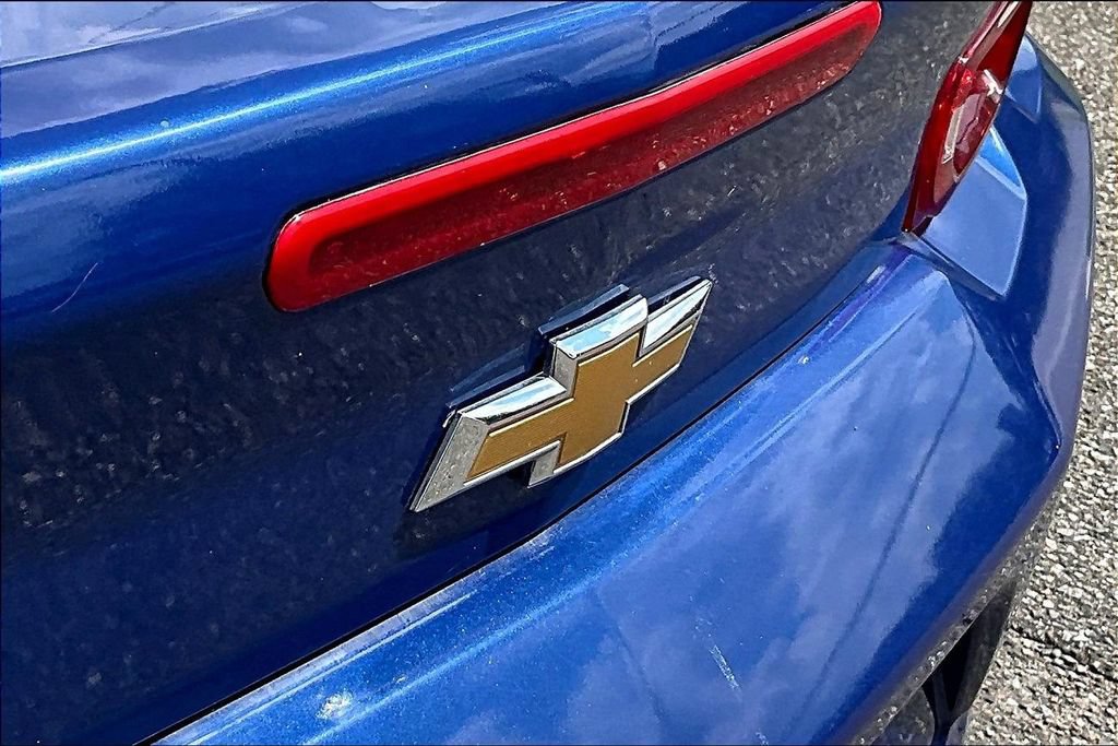 Used 2020 Chevrolet Camaro LT RWD image 22