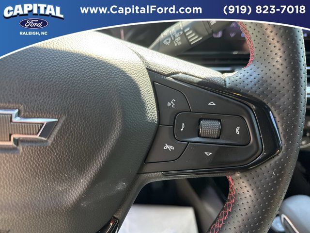 Used 2025 Chevrolet Trax RS w/ Driver Confidence Package FWD image 23