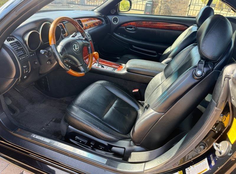 Used 2010 Lexus SC 430 Convertible RWD image 20