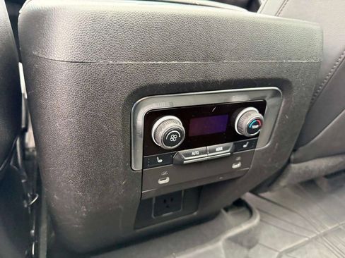 Used 2022 Chevrolet Tahoe LT w/ Luxury Package image 41