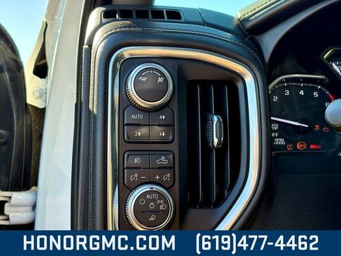 Used 2019 GMC Sierra 1500 SLT w/ X31 Off-Road Package image 17