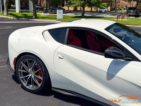 Used 2019 Ferrari 812 Superfast RWD image 60