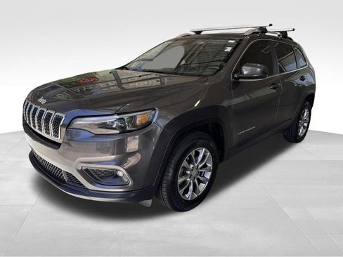 Used 2020 Jeep Cherokee Latitude Plus w/ Cold Weather Group AWD/4WD image 3